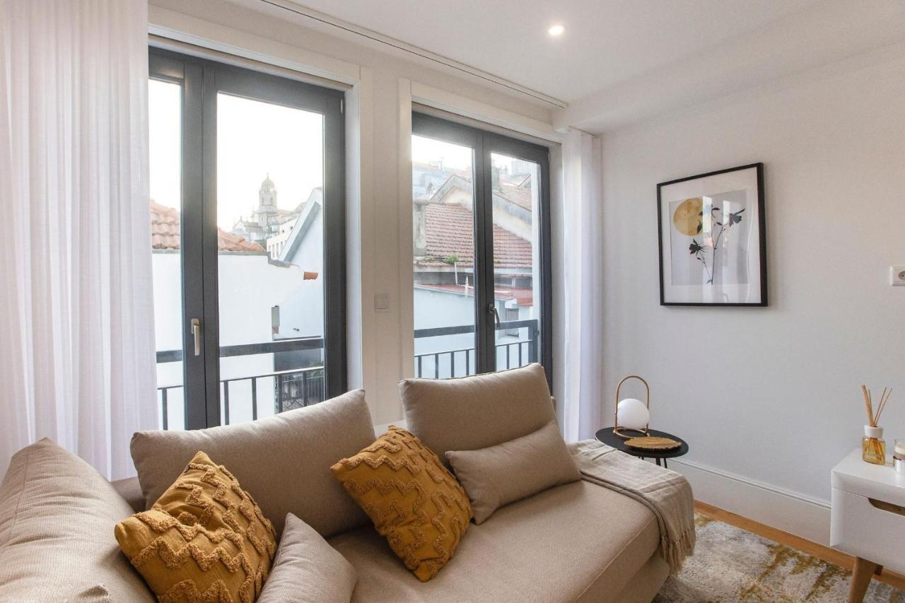 City Center 2Br Flat W/ Ac By Lovelystay 포르투 외부 사진