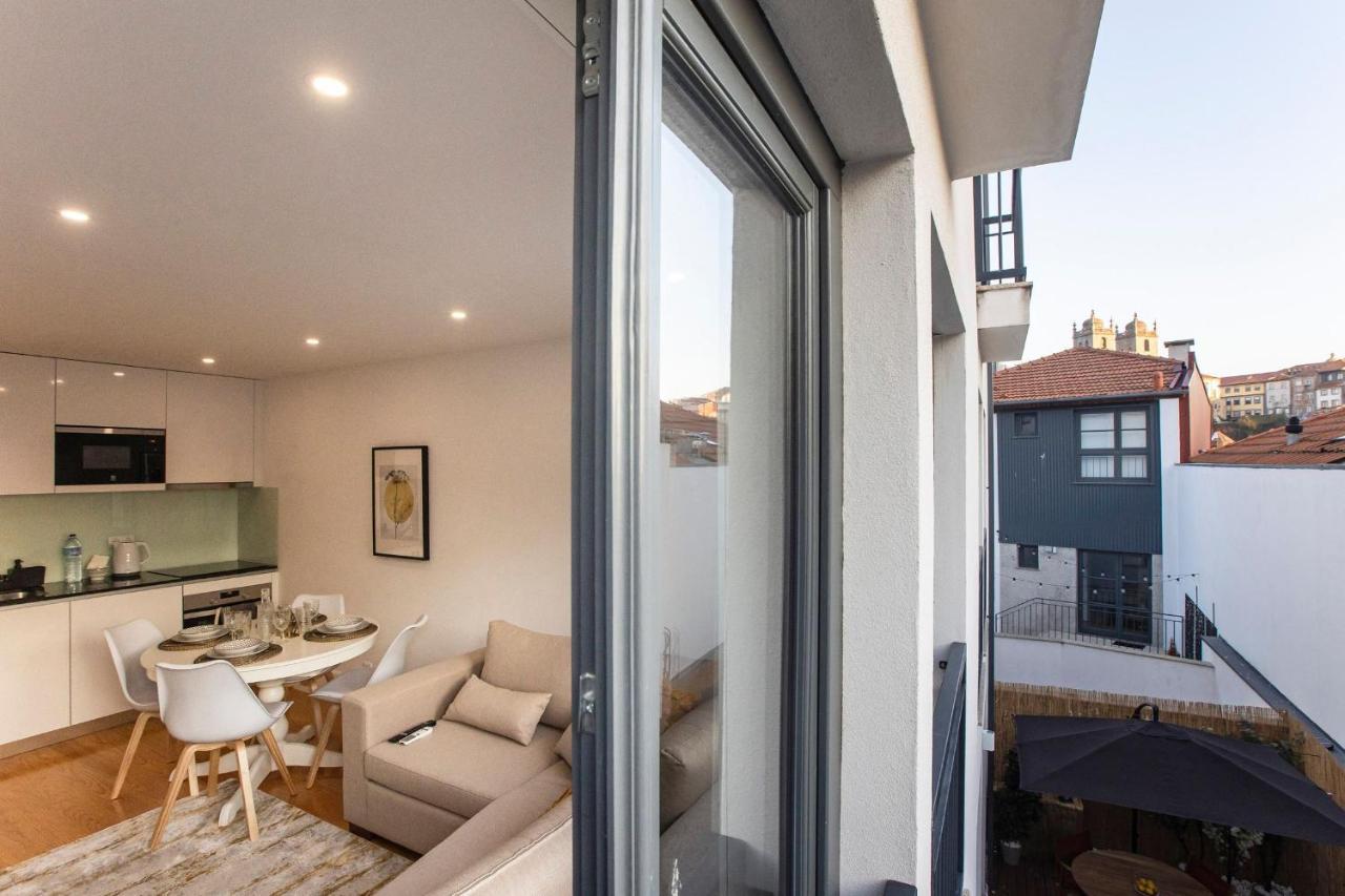 City Center 2Br Flat W/ Ac By Lovelystay 포르투 외부 사진